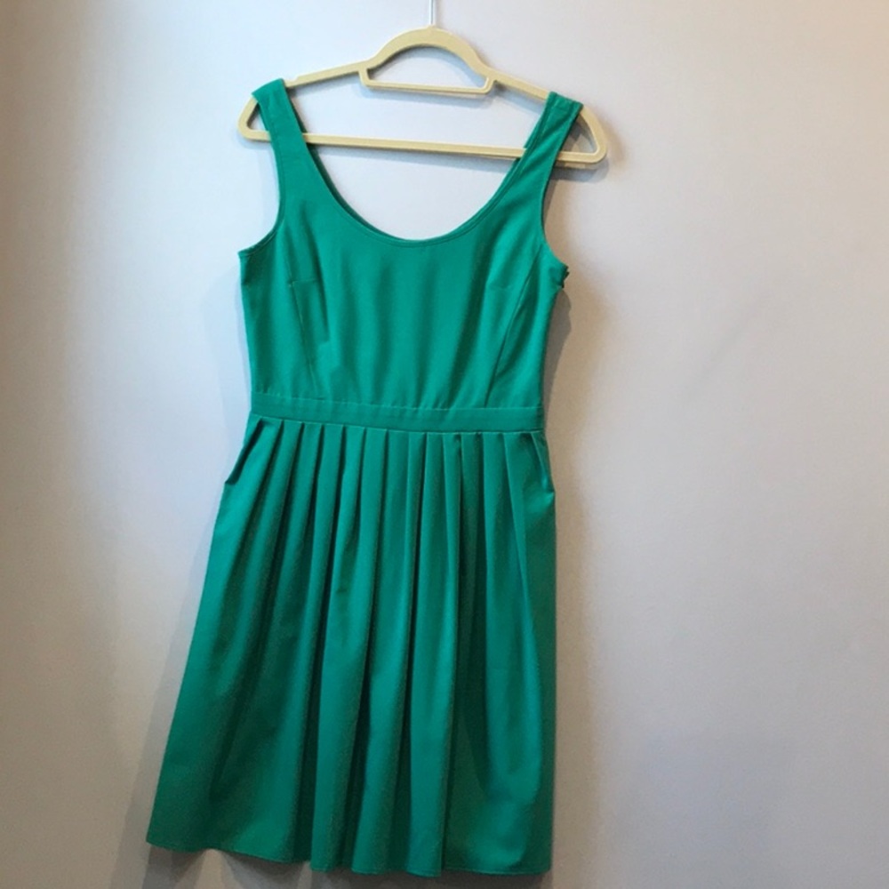 Alex and Alex green dress size 6